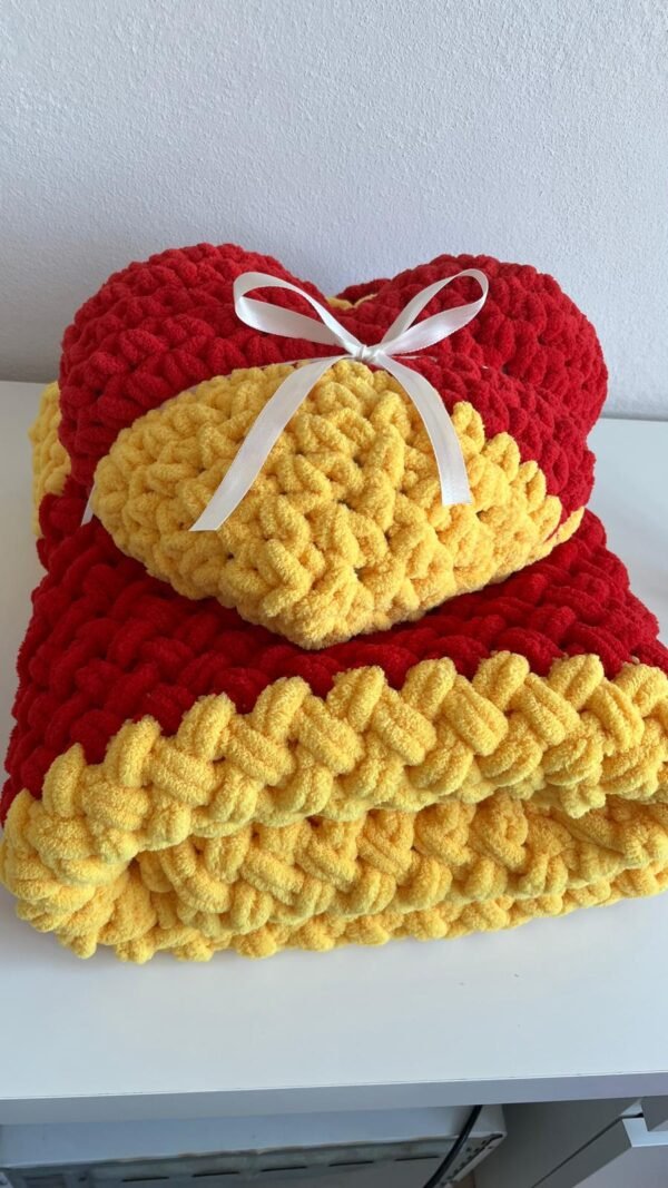 Tek Kişilik Galatasaray Taraftar Battaniye Hasır Model